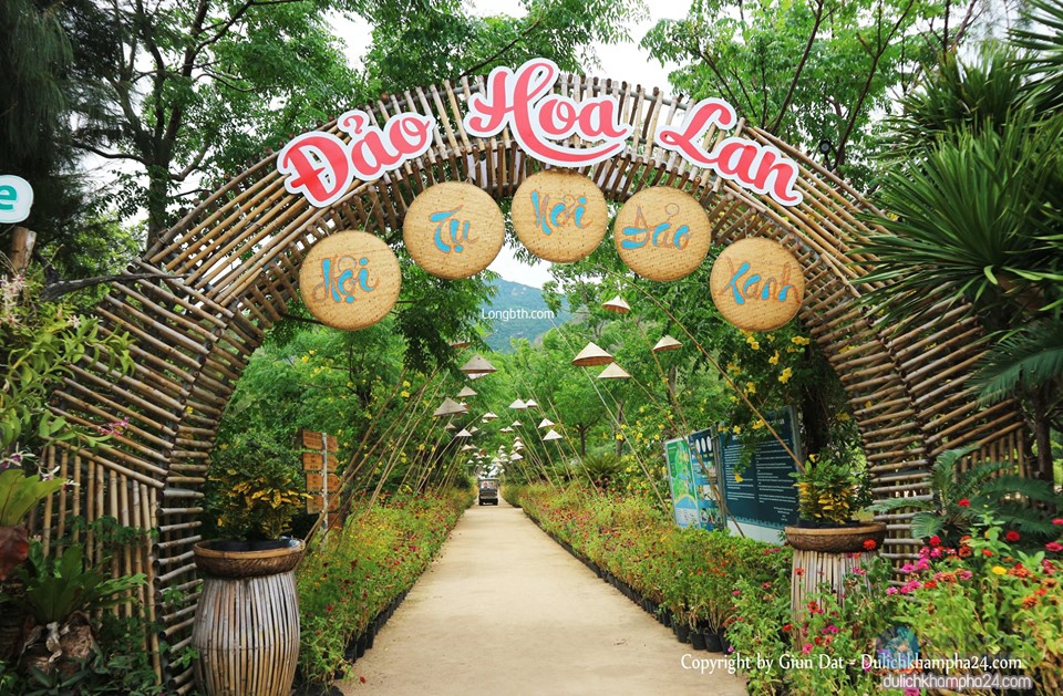 Suối Hoa Lan