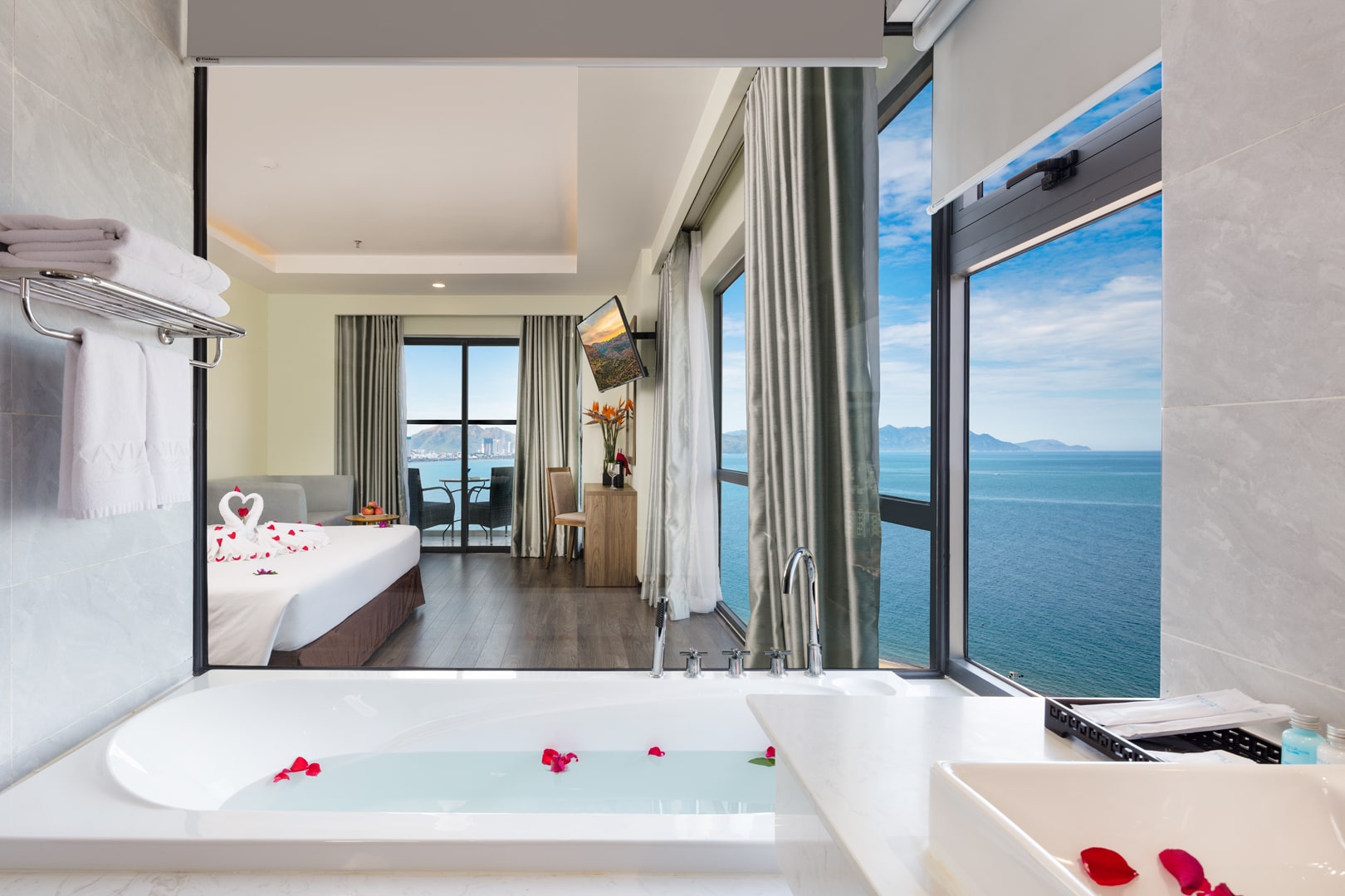 Phòng Deluxe Khách sạn Xavia Nha Trang