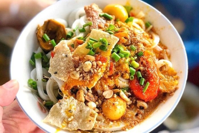 Mi Quảng Tôm Thịt