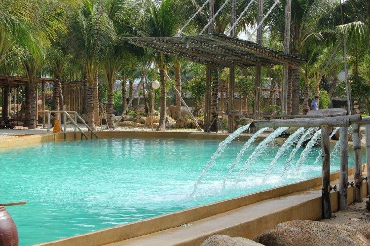 Hồ Khoáng Nóng Iresort Nha Trang