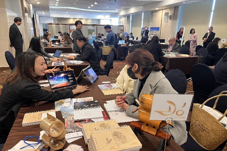 Hướng Dẫn Cách Mua Vế Nhà Hát Đó Nha Trang